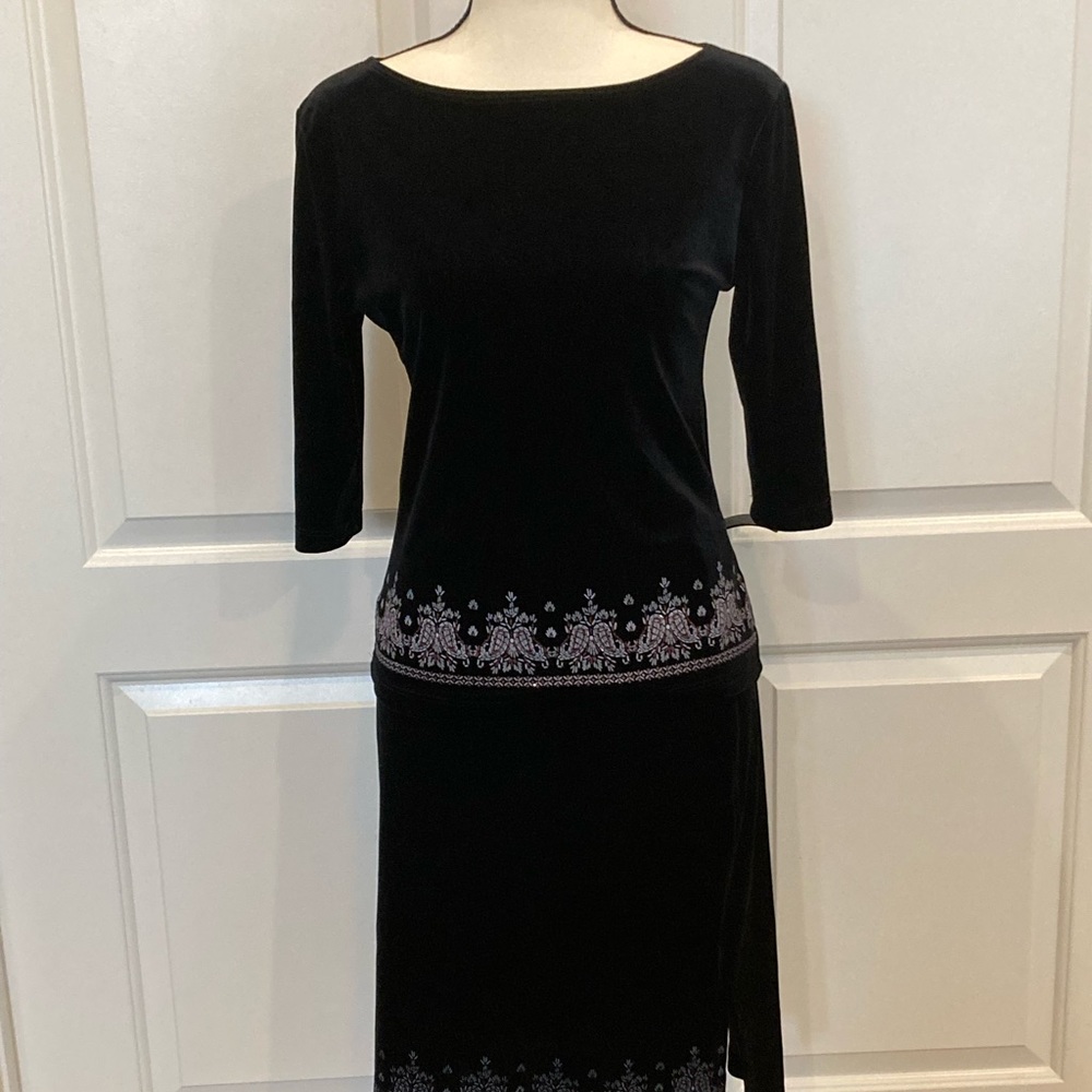 90s Outfit Y2K - 2 Piece Black Velvet like Skirt and Blouse Set